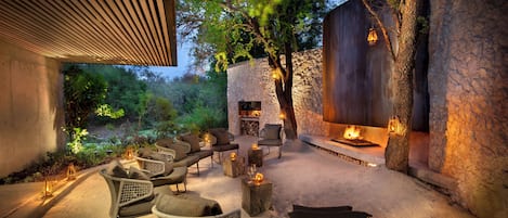 Mapogo Villa | Terrace/patio