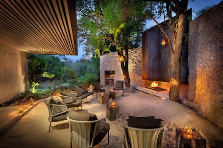 Mapogo Villa | Terrace/patio