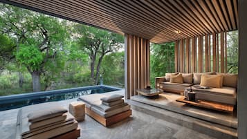 Mvula Villa | Living area