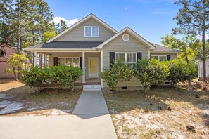 Exterior - Lake Keziah House-Lake View, Spacious, & Private! (Southport)