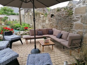 Terrace/patio - Family home in the heart of the village La Torche (Plomeur)
