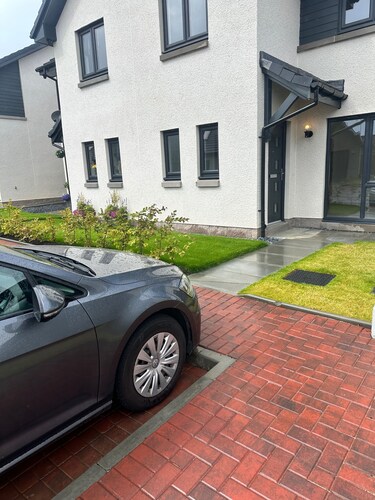 Bonnington Bliss - Charming 3 Bedroom House