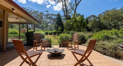 Balmaghie - charming, secluded 7 acre rural retreat in the Southern Highlands
