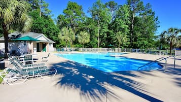 Kondominium, 3 kamar tidur | Kolam renang