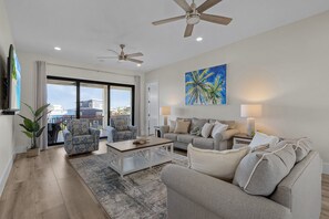 Huis, meerdere slaapkamers | Woonruimte | Een smart-tv