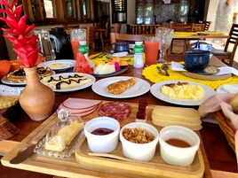 Free daily full breakfast