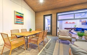 Dining - Two Luxe Homes - Great for large groups! 26 beds! (Berry Hill)