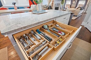 Interior - Spacious Large Getaway-7 Beds, Perfect for Groups! (Nashville)