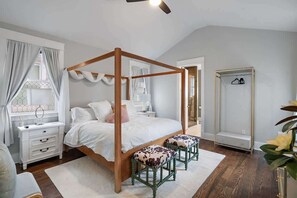 3 bedrooms, WiFi, bed sheets