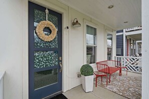 Terrace/patio - Spacious Large Getaway-7 Beds, Perfect for Groups! (Nashville)