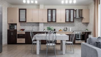 Apartment, Nichtraucher, Stadtblick | Eigene Küche