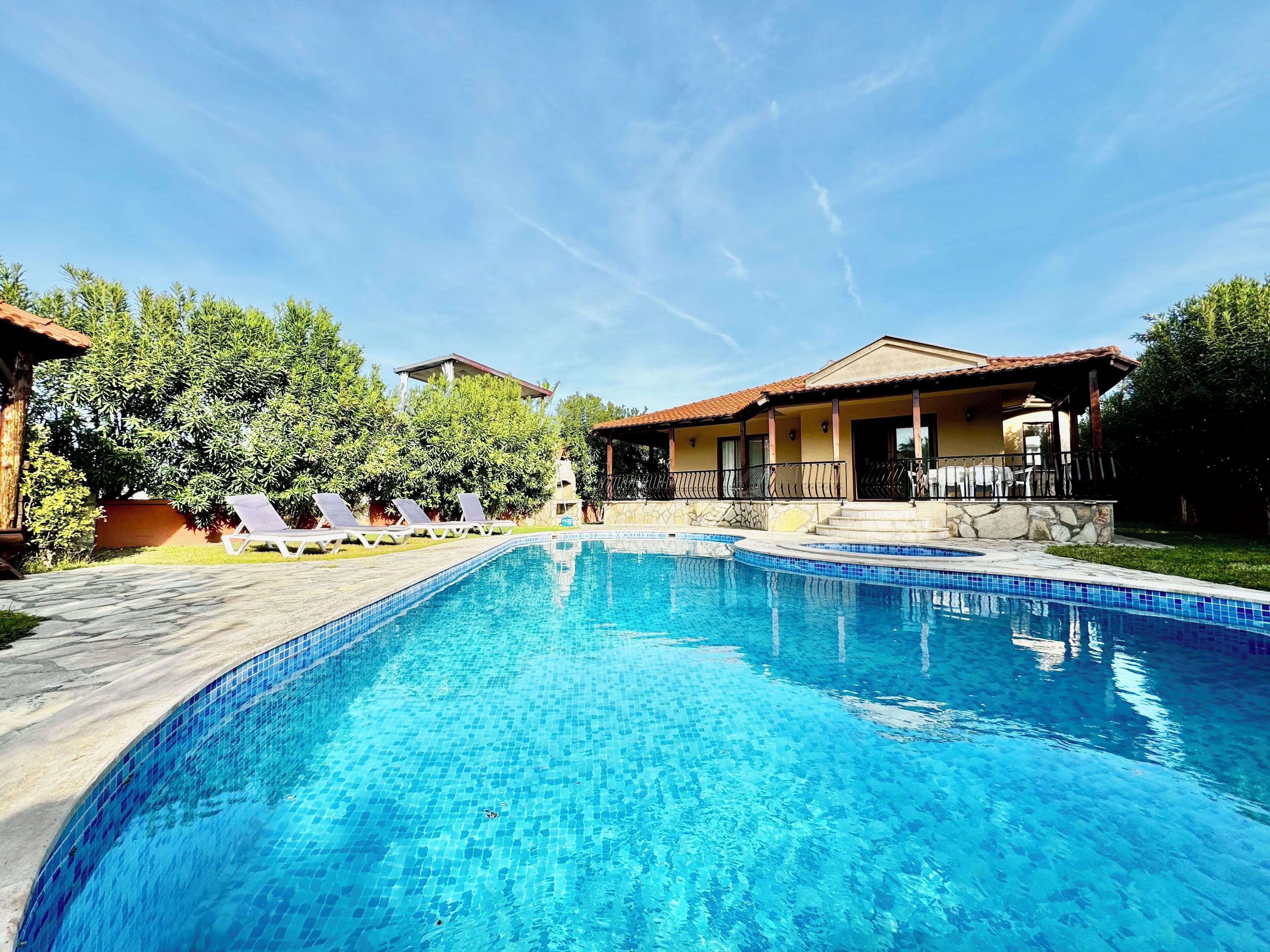 Alberca al aire libre 