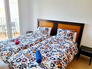 2 bedrooms, iron/ironing board, free WiFi, bed sheets - Casa O Golf - A Murcia Holiday Rentals Property (Sucina)