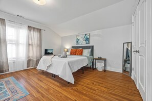 1 bedroom, iron/ironing board, free WiFi, bed sheets