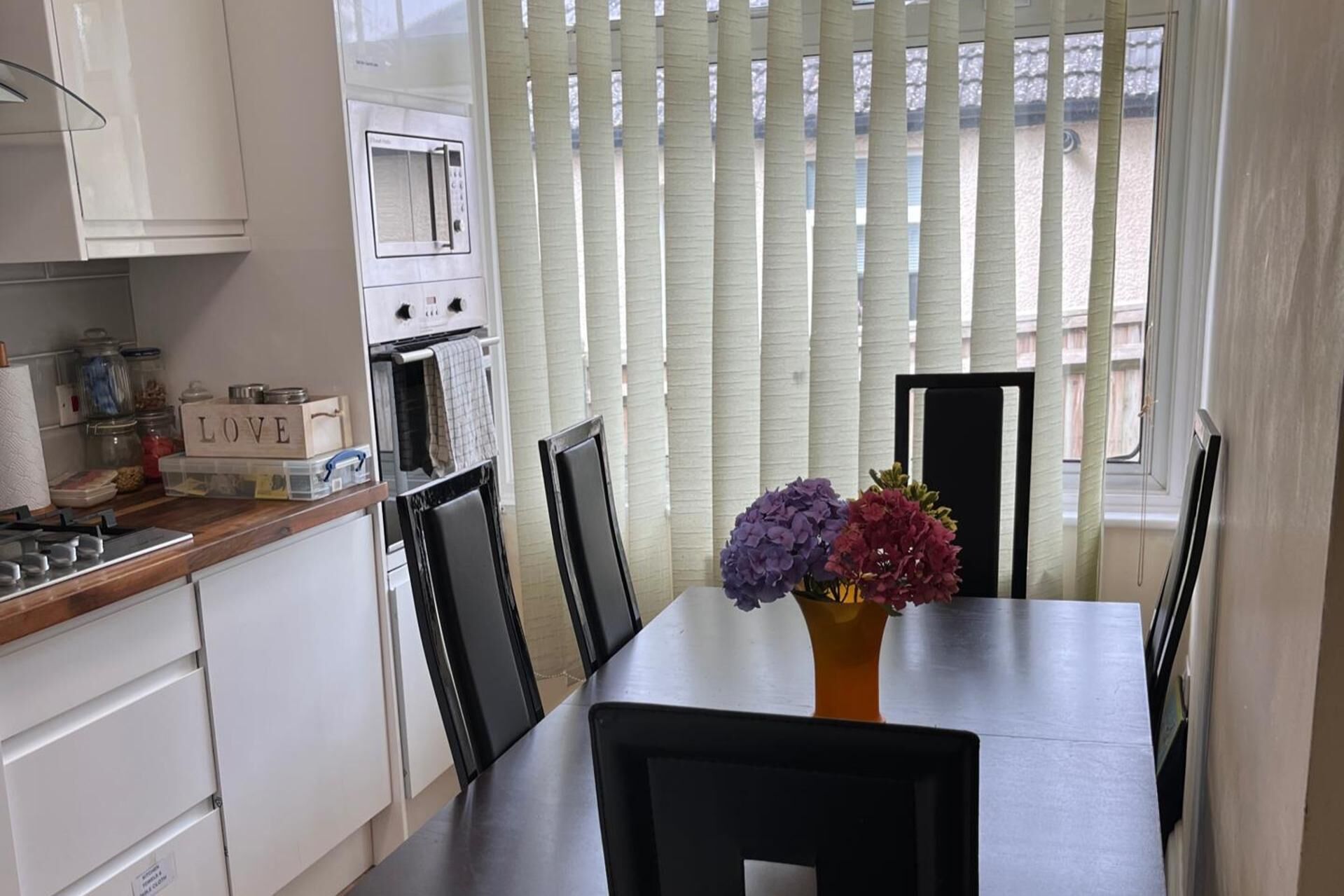 Cottage | Dining