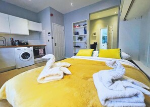 Tabla de planchar con plancha y wifi gratis 