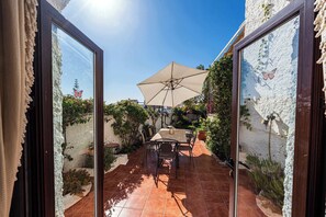 Outdoor dining - Los Limoneros 26 Summ (Nerja)
