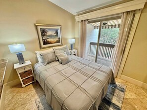 3 bedrooms, iron/ironing board, travel crib, WiFi - Sea Pines Villa - 3 bed 2 ba w/bonus w/room for 8! (Hilton Head Island)