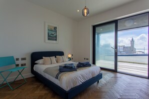 5 Schlafzimmer, Bügeleisen/Bügelbrett, kostenloses WLAN, Bettwäsche