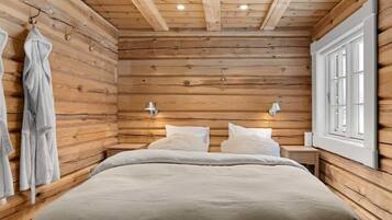 5 habitaciones, tabla de planchar con plancha, wifi y ropa de cama