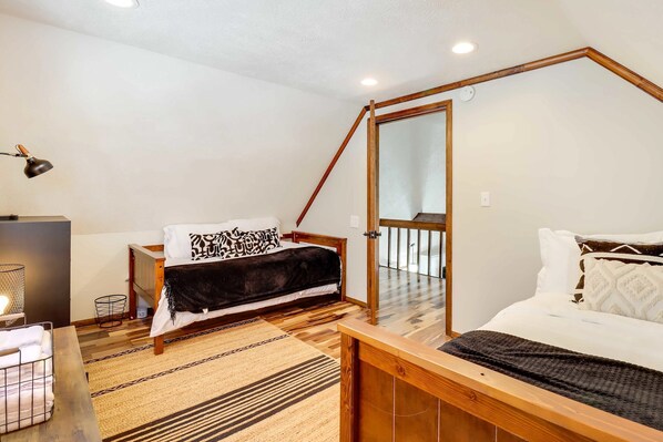 3 多间卧室、熨斗/熨衣板、WiFi、床单