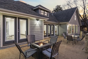 Outdoor dining - Foggy River Retreat – For 16! (Hollister)
