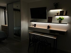1 soverom, strykejern/-brett, wi-fi (inkludert) og sengetøy