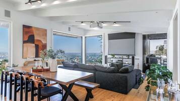 TV, fireplace, offices