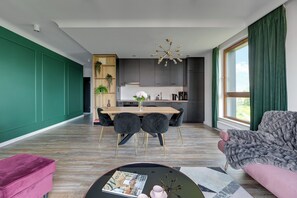 Departamento superior | Sala de estar | Smart TV 
