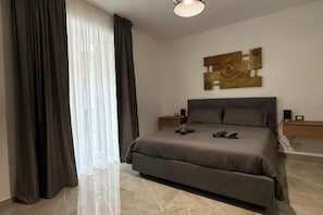 1 habitación, wifi y ropa de cama