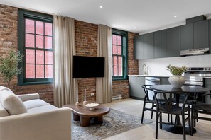 TV, offices