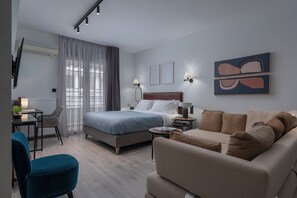 2 bedrooms, in-room safe, desk, soundproofing