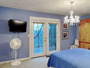 1 bedroom, iron/ironing board, internet, bed sheets