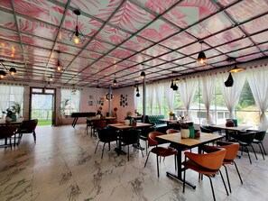 Restaurant - The Bunker House Cafe and Stay (Ukhimath)
