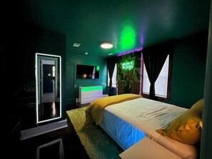 4 habitaciones, tabla de planchar con plancha, wifi y ropa de cama