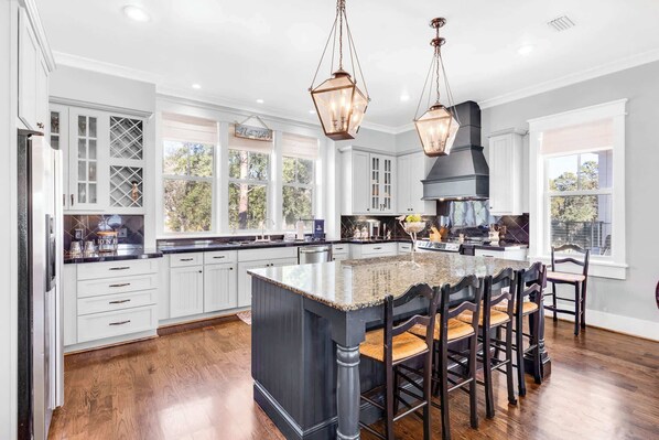 Private kitchen - Narnia Grande Pointe Villa - Inlet Beach, Pool & Clubhouse Access (Inlet Beach)