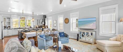 Televisión, oficina