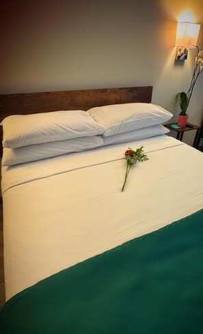 Een strijkplank/strijkijzer, gratis wifi