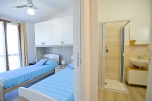 2 Schlafzimmer, Bügeleisen/Bügelbrett, kostenloses WLAN, Bettwäsche