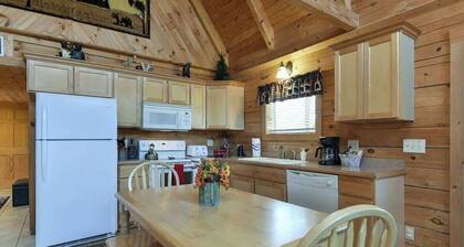 Condo with kitchen, near Table Rock Lake