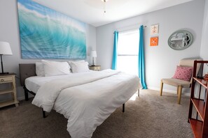 3 bedrooms, iron/ironing board, WiFi, bed sheets