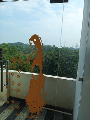 Deluxe Room, Garden View | Free WiFi - HOTEL ATITHI DWAAR (Robertsganj)