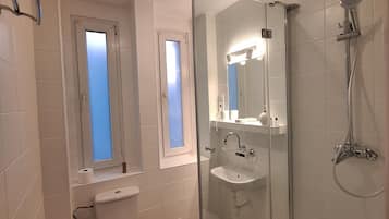 Shower, toilet paper