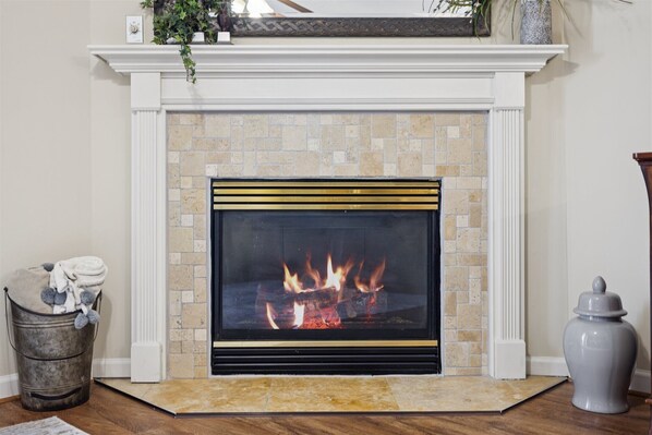 Interior - Top-Floor: Cozy 1-BR with Recliner, Elevator Access, and Stunning City Views (Pigeon Forge)