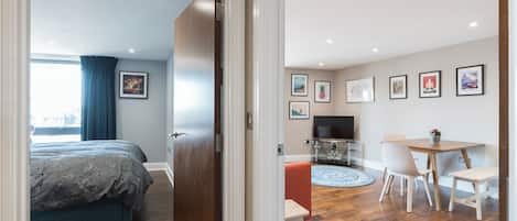 Luxury Apartment, City View | Living area