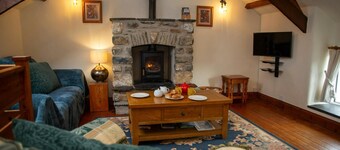 Ty Moch Bach, Fishguard