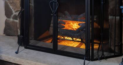 SOFIMA-Cozy and Charming 2-bedroom apartment!