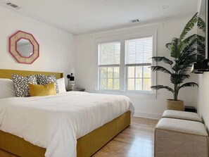 1 chambre, fer et planche à repasser, lit parapluie, Wi-Fi gratuit