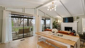 Fernseher, Arbeitsbereiche