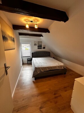 2 Schlafzimmer, Bügeleisen/Bügelbrett, WLAN, Bettwäsche